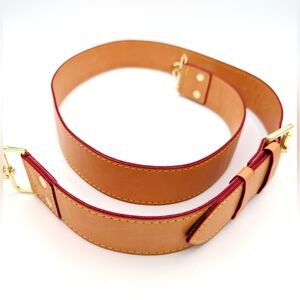Louis Vuitton Vachetta Adjustable Strap| Shoulder| Crossbody| Pristine Condition